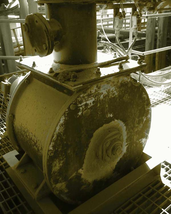 Granular Feeder
